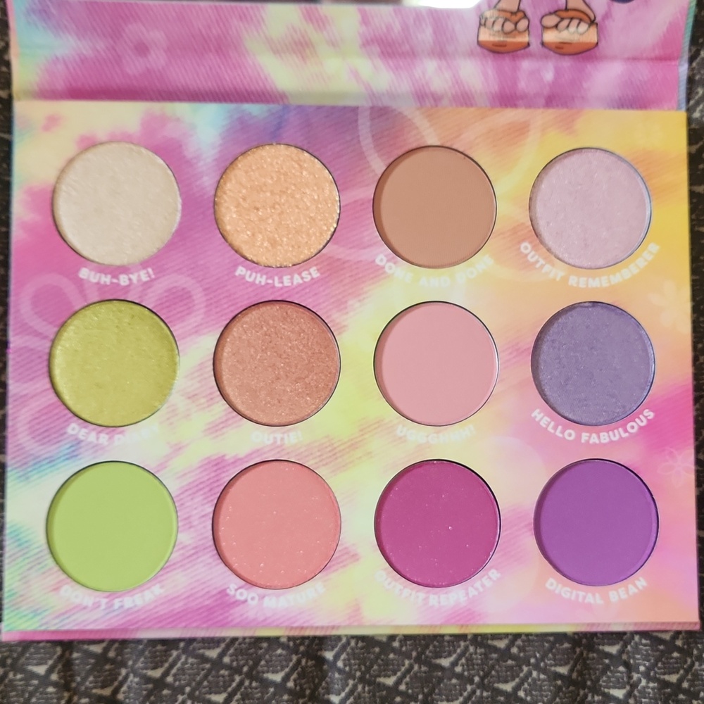 Colourpop x Lizzie McGuire What Dreams Are Made Of Palette